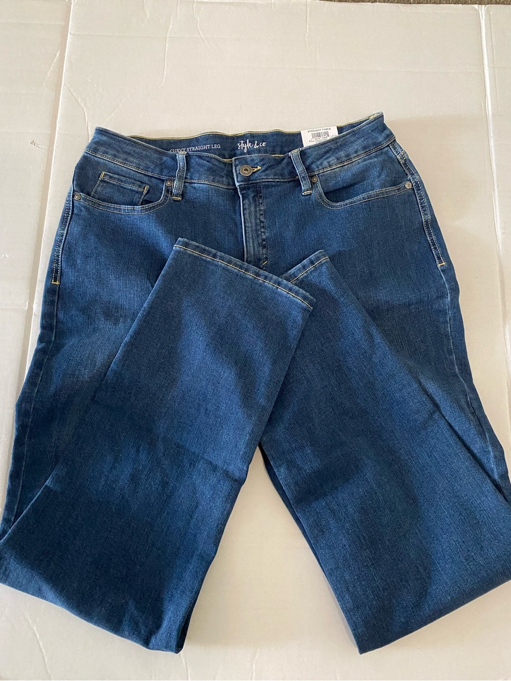 Style & Co  High-Rise Straight Leg Dark Blue Jeans Size 16 NWT